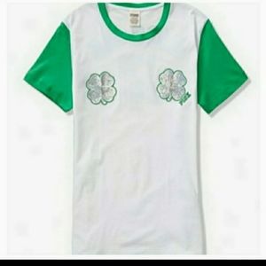 CLEARANCE💥Nwtib.VS PINK ST.PATRICKS DAY BLING COLL. TEE